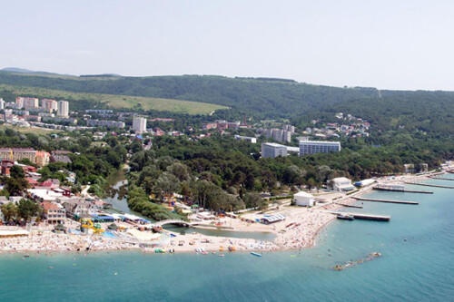 Дивноморское