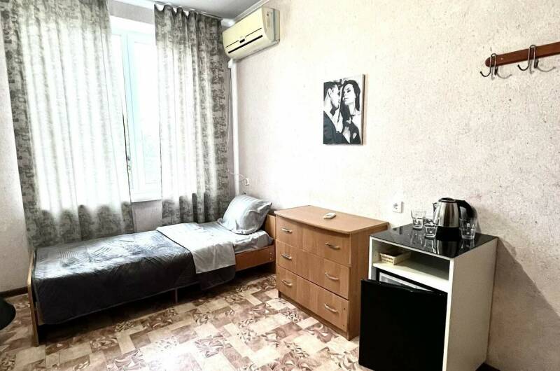 Номер Комфорт «Рубин» комната с удобствами