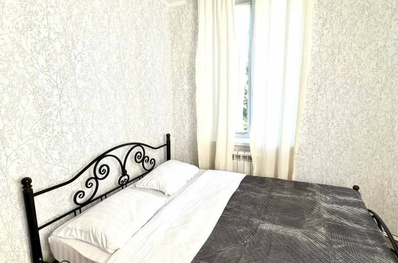 Номер Комфорт «Аметист» комната с 2-мя зонами