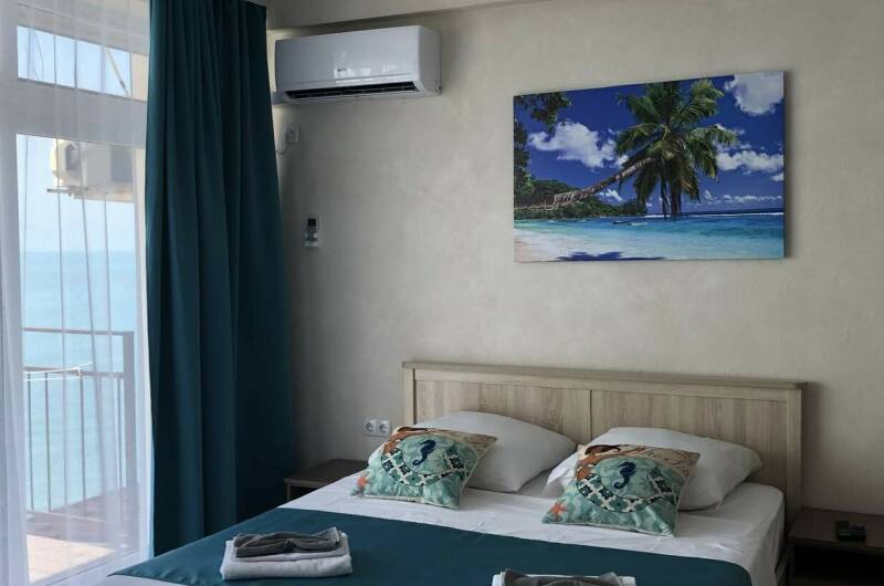 Стандартный с видом на море и балконом