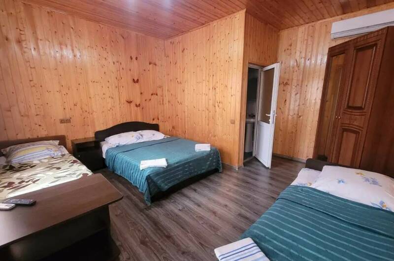 Трёхместный «Люкс»