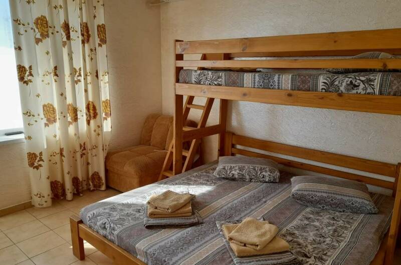 Номер первой категории, вид на море (до 3 человек)