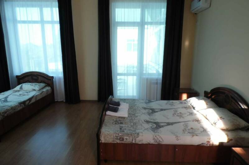 3-х местная комната с видом на море и балконом