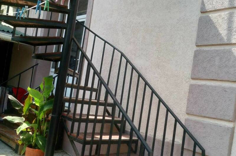 Студио с балконом