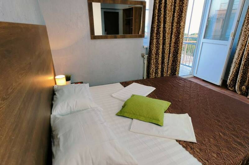 Двухместный «Комфорт» с балконом, вид на бассейн