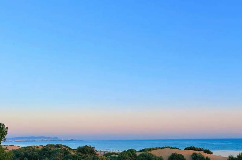 Четырехместный «Полулюкс» с видом на море