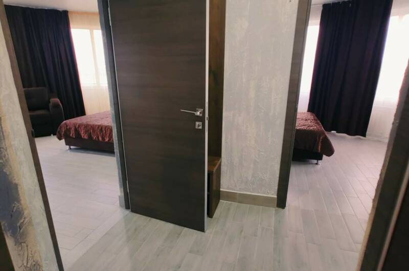 Двухкомнатный номер «Люкс» (5ти местный)