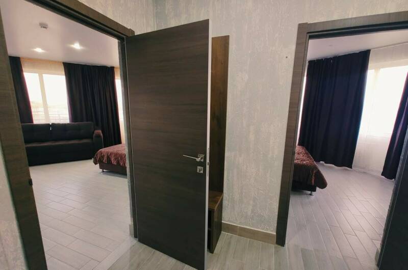 Двухкомнатный номер «Люкс» (5ти местный)