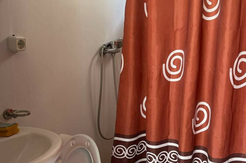 Пятиместный домик