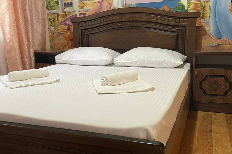 Шестиместный домик с кухней