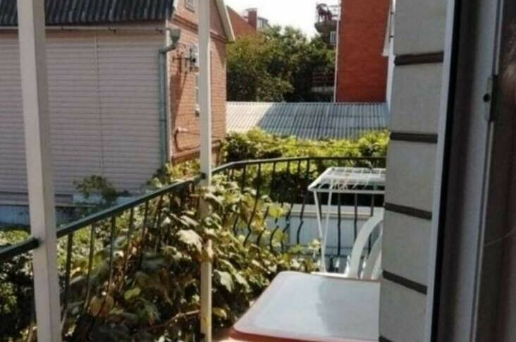 Четырёхместная комната с удобствами и балконом