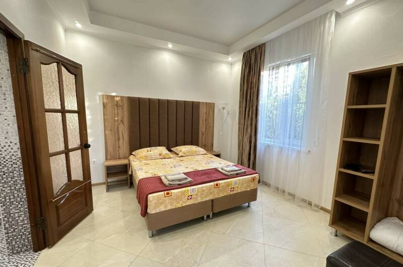 Двухкомнатный номер с удобствами