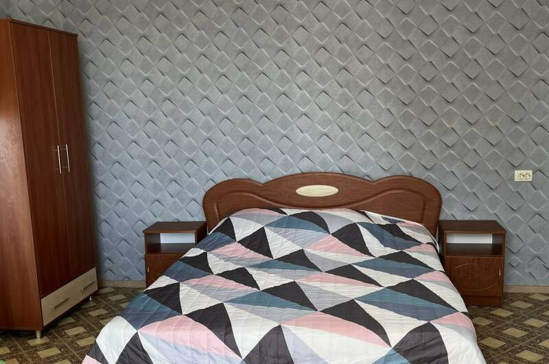 4 местный номер на 2 этаже