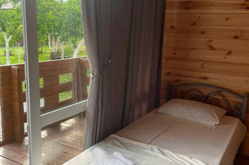 Трёхместный Эко-домик