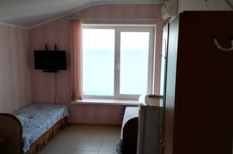 4-х местный номер с видом на море