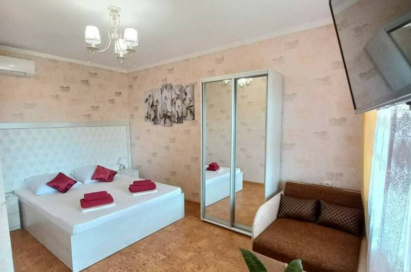 Номер «Комфорт» с мини-кухней на 2−3 чел