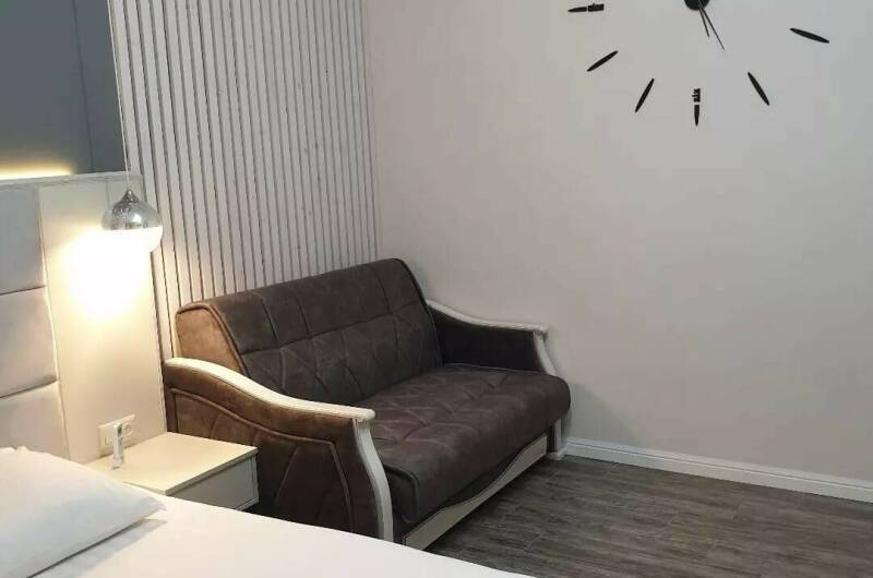 Номер «Комфорт +» с мини-кухней на 2−4 чел