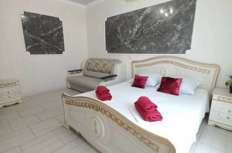 Номер «Комфорт» на первом этаже на 2−4 чел