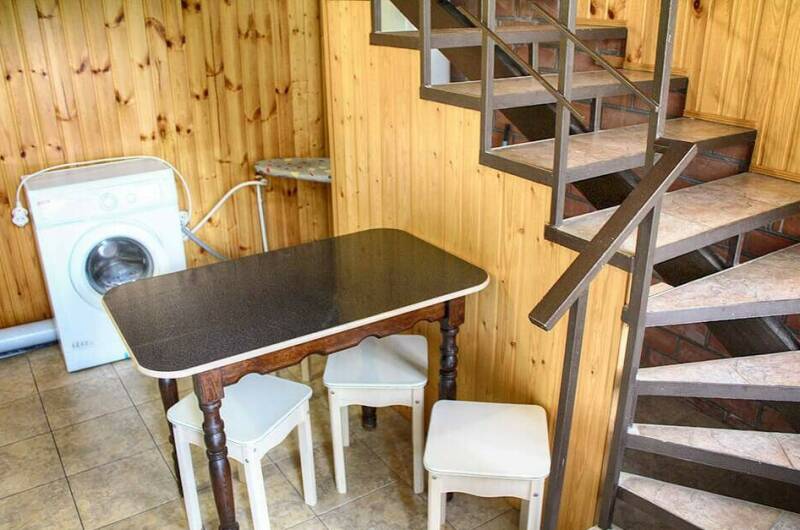 Комната 3 с кухней и балконом