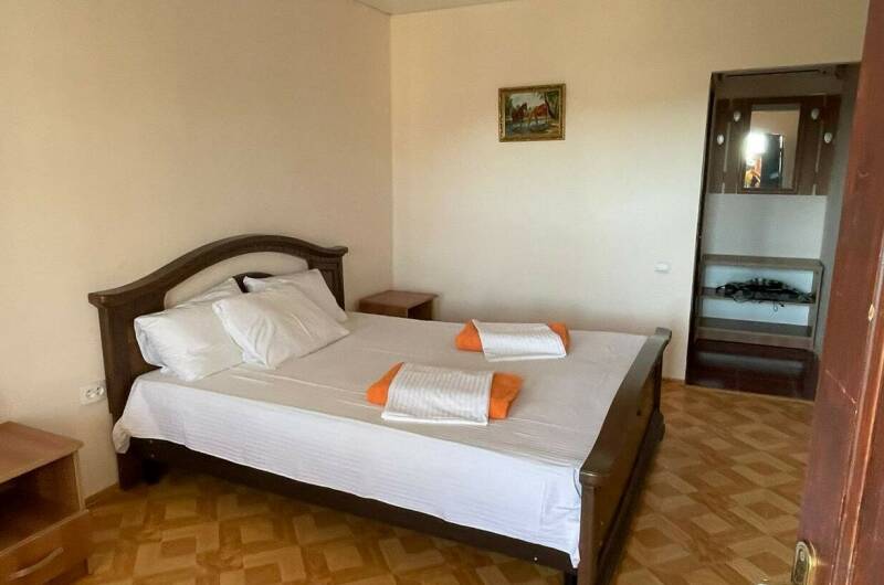 Двухместный номер «Стандарт» с балконом