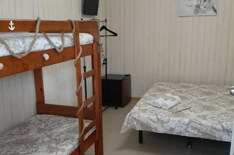 Четырехместный «Стандарт» с коттедже