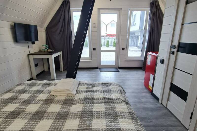 Коттедж № 1