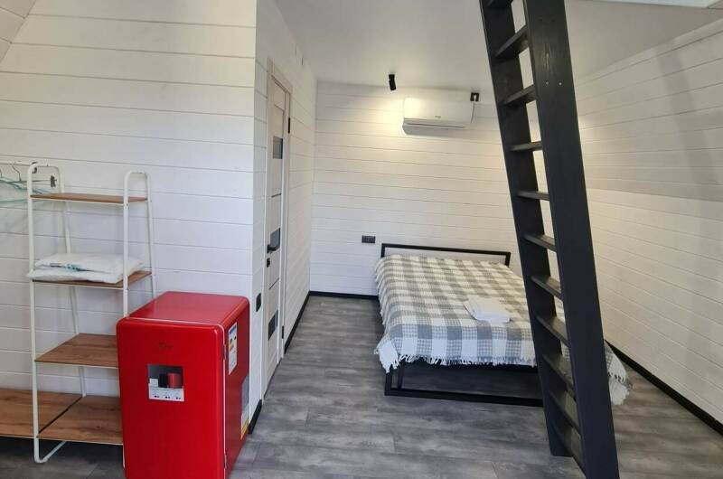 Коттедж № 1