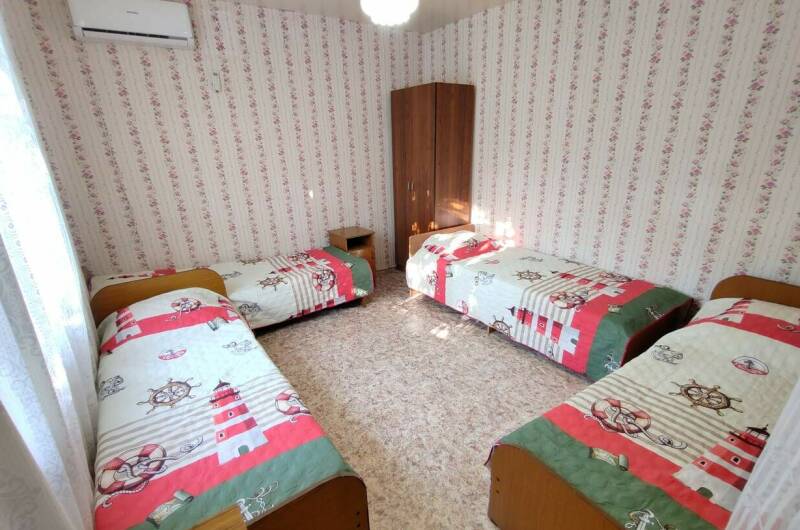 Четырёхместная комната «Эконом»