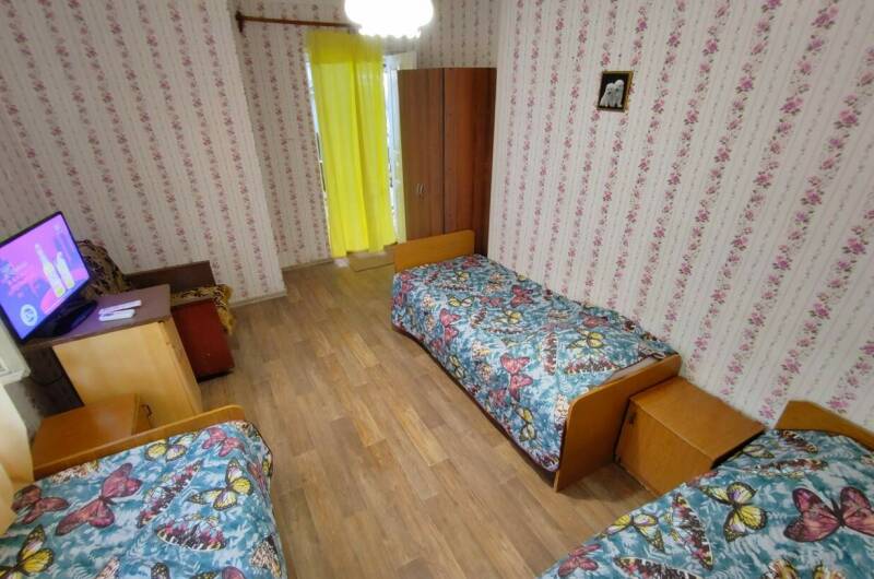 Трёхместная комната «Эконом» с доп. местом