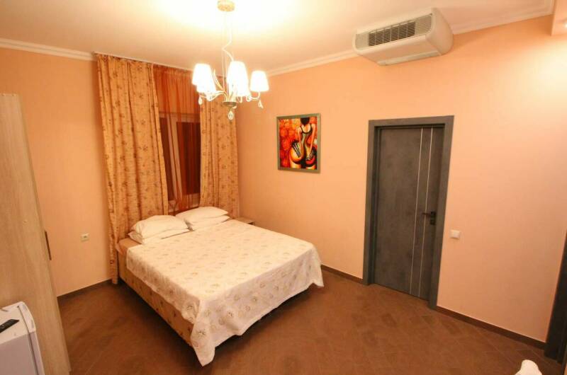 Трехместный «Комфорт» с балконом