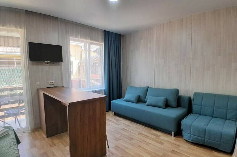 Трёхместный номер с удобствами