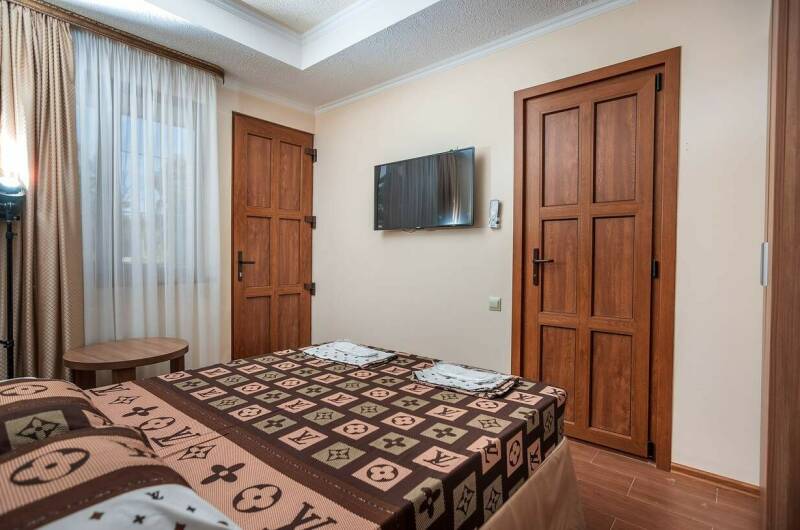 Двухместный «Люкс» у бассеина