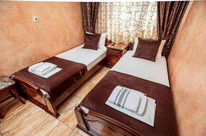 2-х комнатный (Черноморская 1)