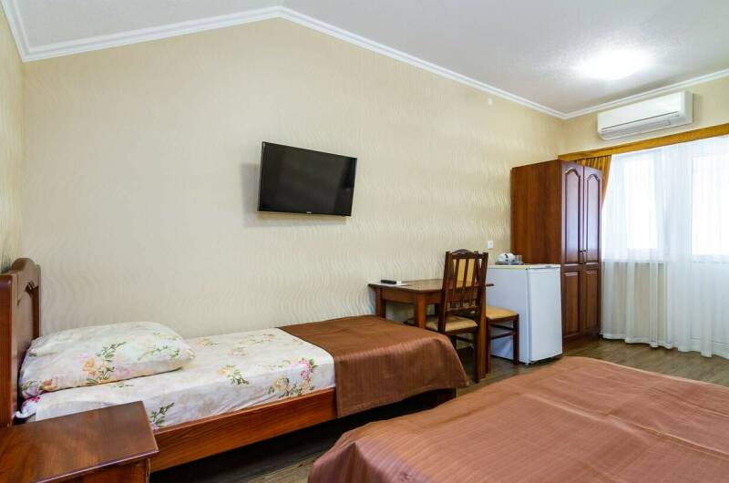 Трехместный номер (мансарда)