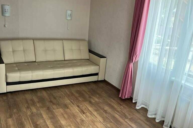 Пятиместный люкс с двумя балконами и видом на море