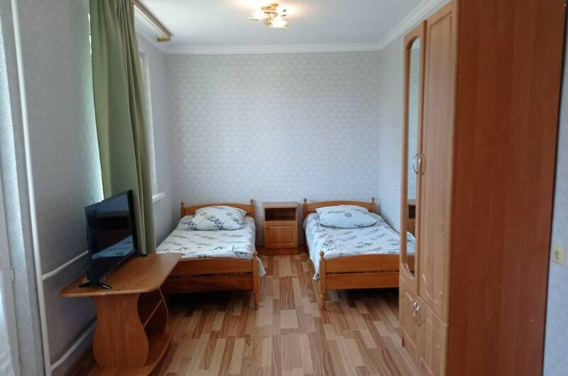 № 1 Двухкомнатный 6-тиместный номер