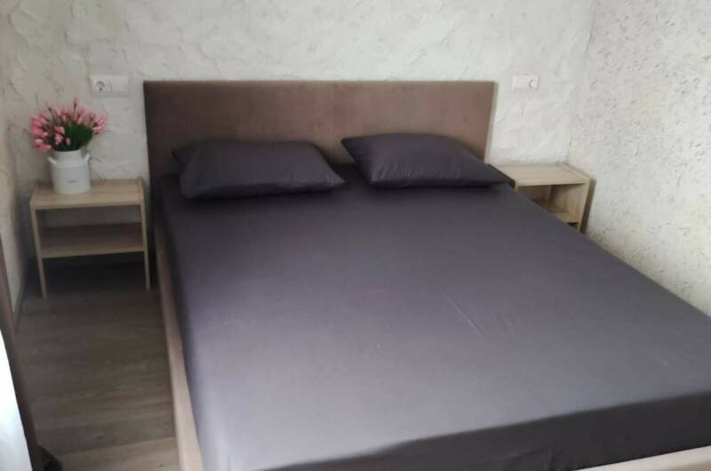 «Апартаменты» двухкомнатные с кухней