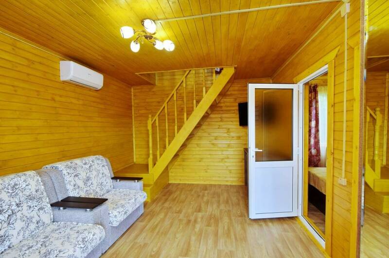 Двухкомнатный с кухней