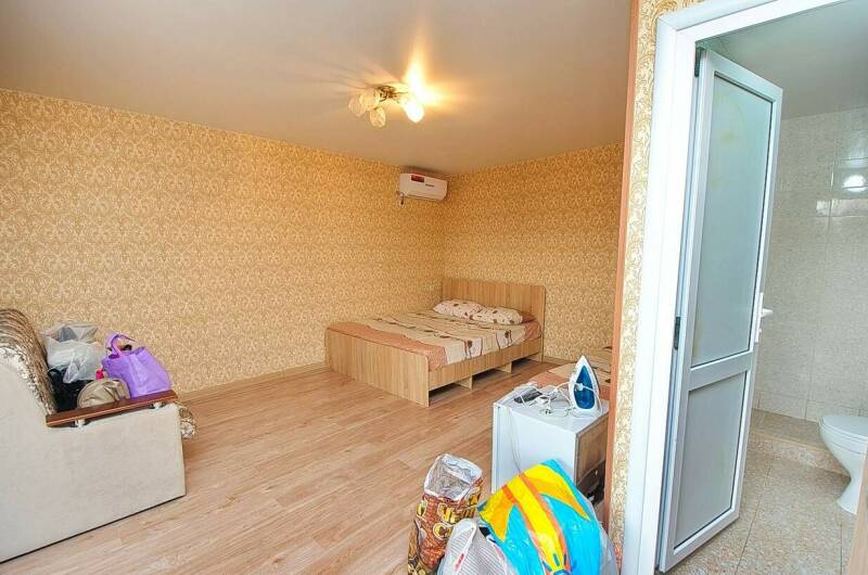 Двухкомнатный с кухней