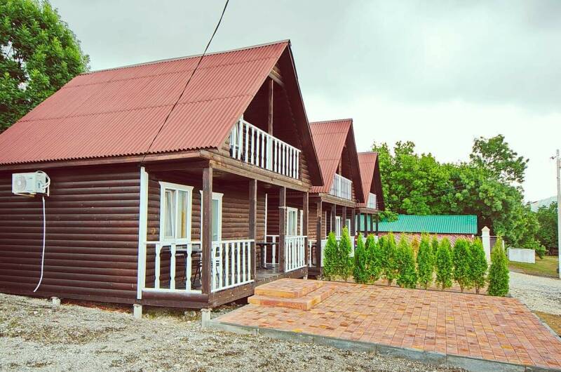 Двухэтажный домик