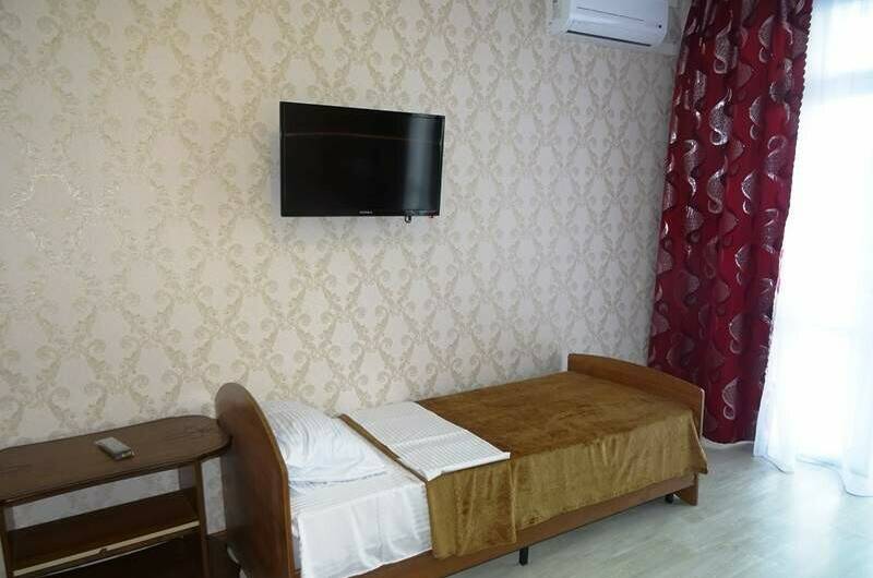 4-х местный с удобствами в номере с балконом