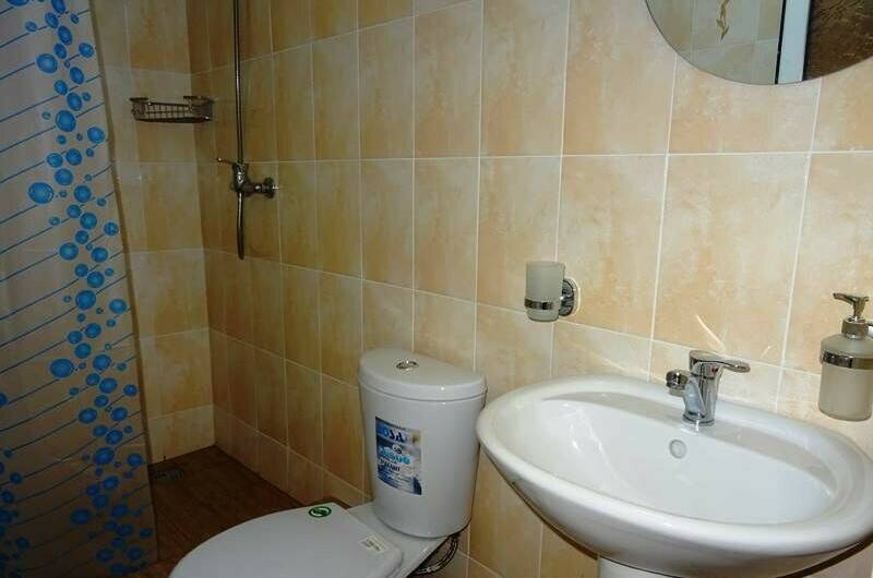 4-х местный с удобствами в номере с балконом