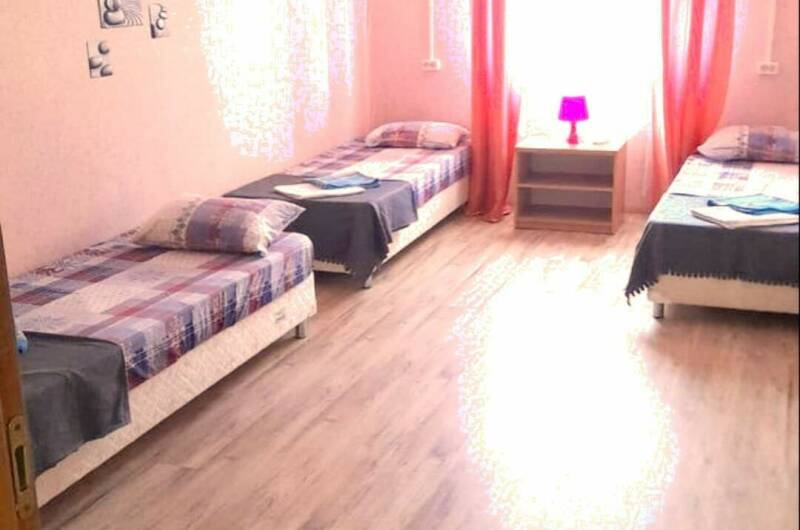 Шестиместный номер