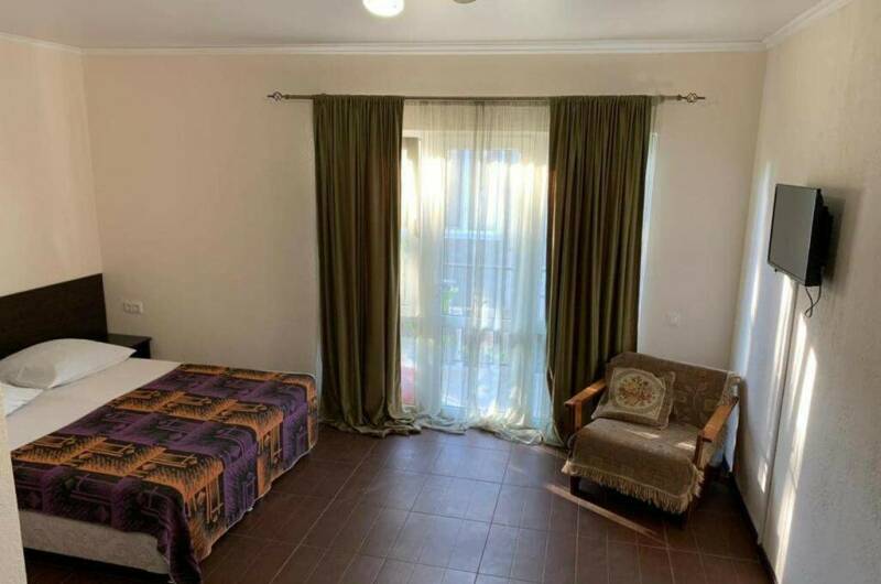 Трехместный «Семейный» номер на 2 этаже