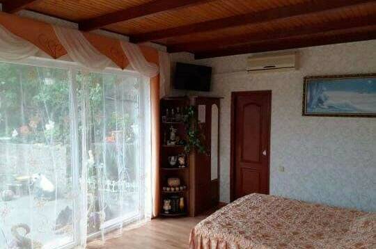 Номер «Стандарт» с отдельным входом и двором