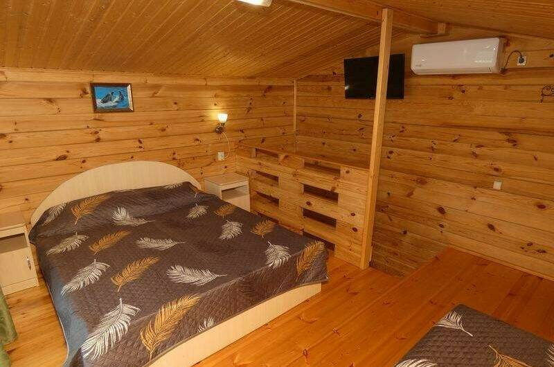 «Средний дом»