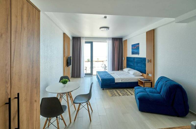 Апартамент-студия с прямым видом на море 102