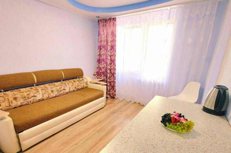 4-х местные 2-х комн апартаменты без балкона