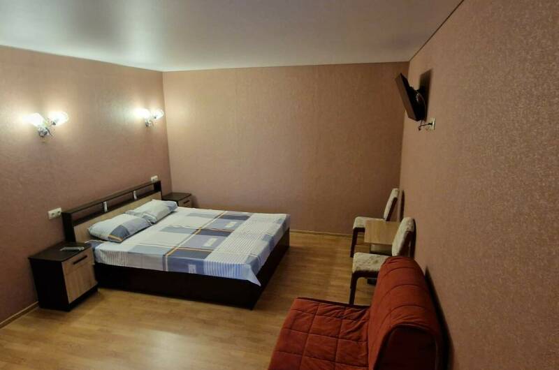 «Четырехместный» стандартный номер с удобствами