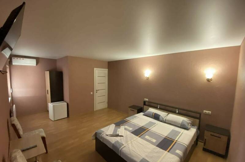 «Четырехместный» стандартный номер с удобствами